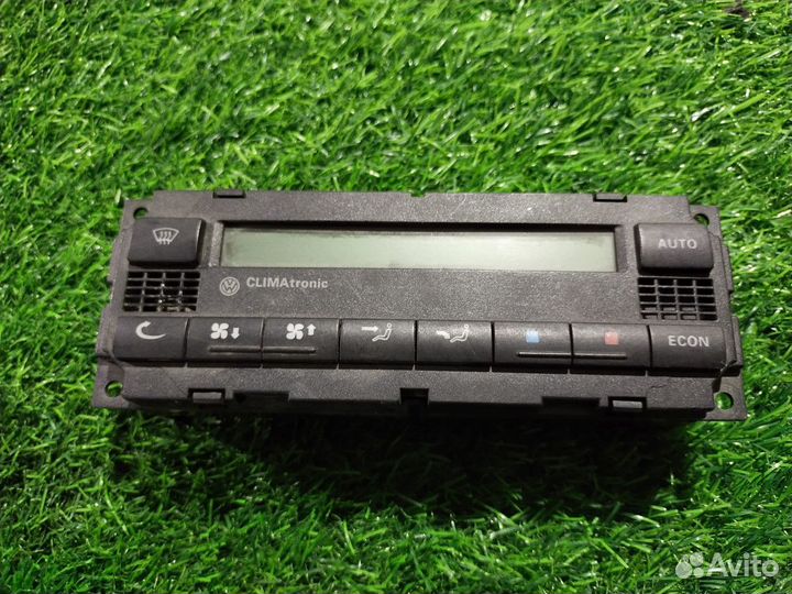 Блок климата Volkswagen Passat (B5+)
