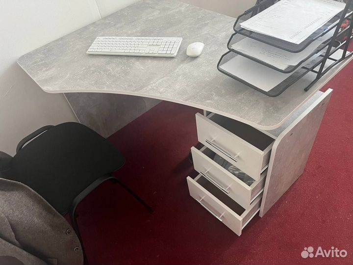 Столы и стулья офисные бу