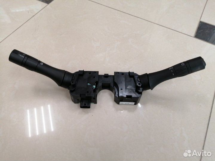 Подрулевой переключатель Renault Fluence седан