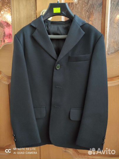 Пиджак для мальчика 128