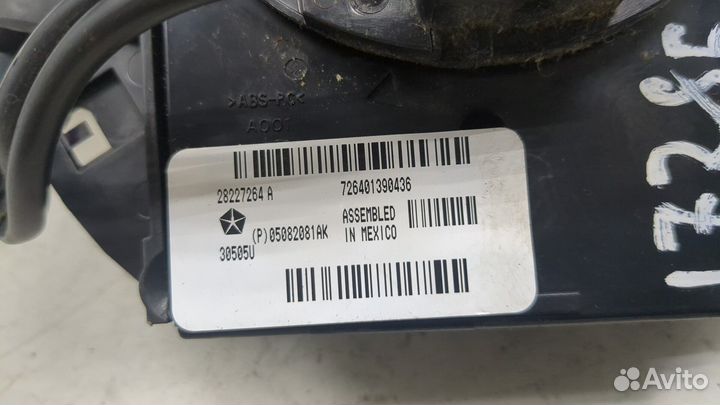 Переключатель поворотов и дворников Jeep Patriot 2010