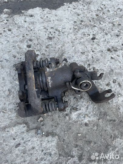 Задние суппорта Hyundai Elantra 3 xd