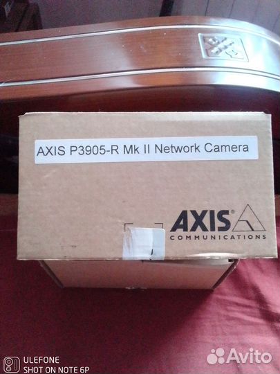 Видеокамера axis