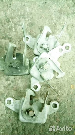 Рено логан замки капота