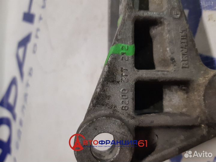 Кронштейн опоры кпп, 8200277212 renault megane 2