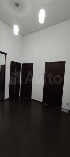 2-к. квартира, 80,7 м², 6/6 эт.