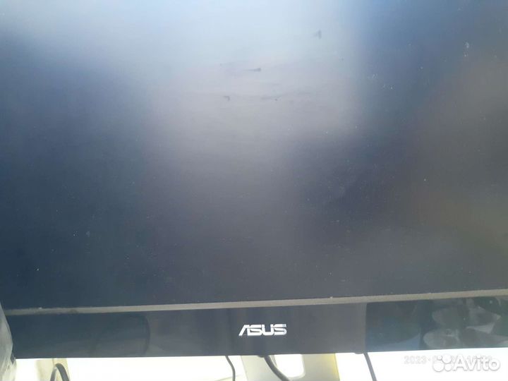 Монитор Асус