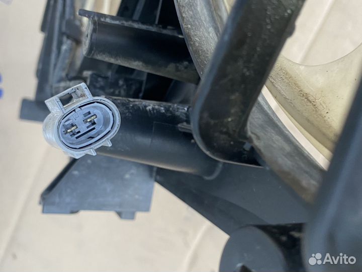 Диффузор в сборе toyota camry v50 11-18 бу оригина