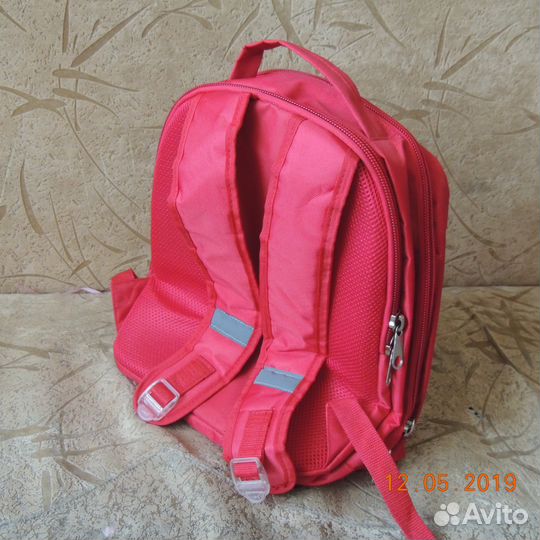 Рюкзак школьный для девочки новый