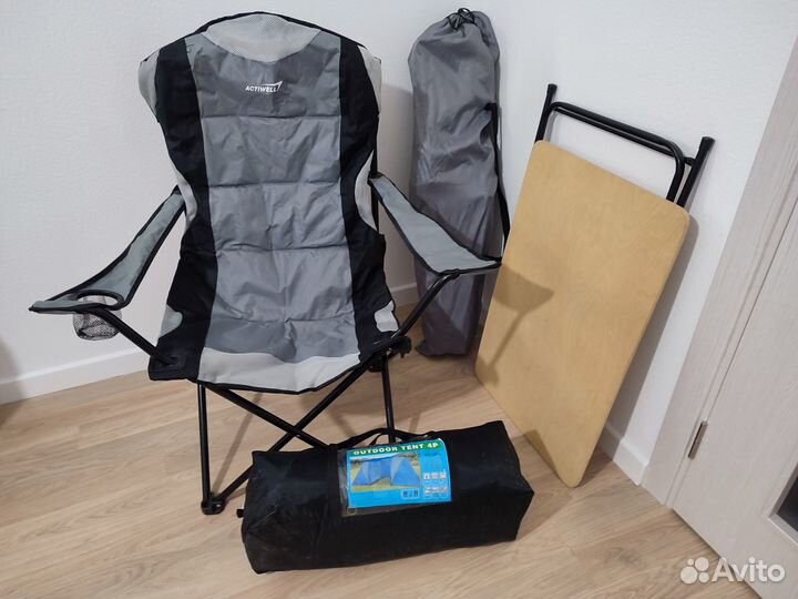 Палатка 4х местная, стулья походные, стол