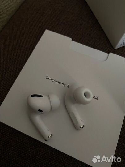 Беспроводные наушники apple airpods pro