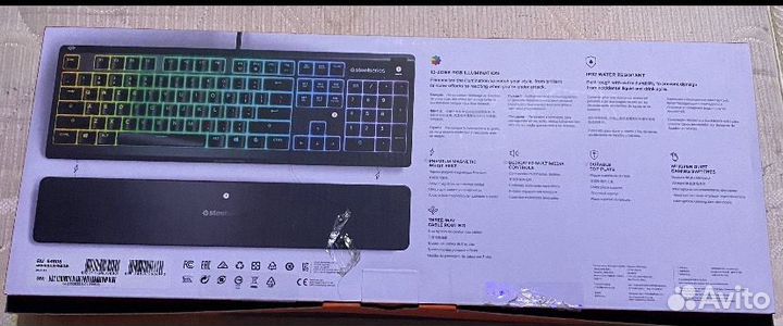 Игровая клавиатура с подсветкой