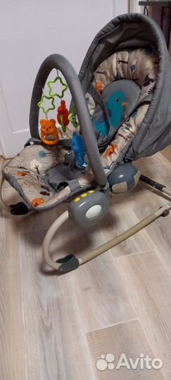 Детский шезлонг бу