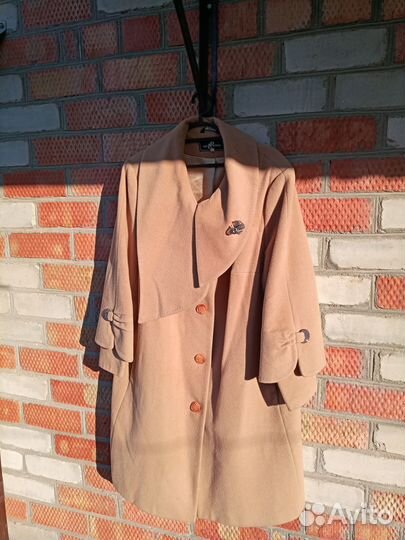 Пальто женское б/у 58