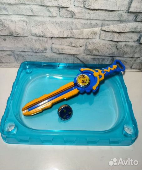 Инфинити Надо Арена, Меч, 2 светящихся волчка