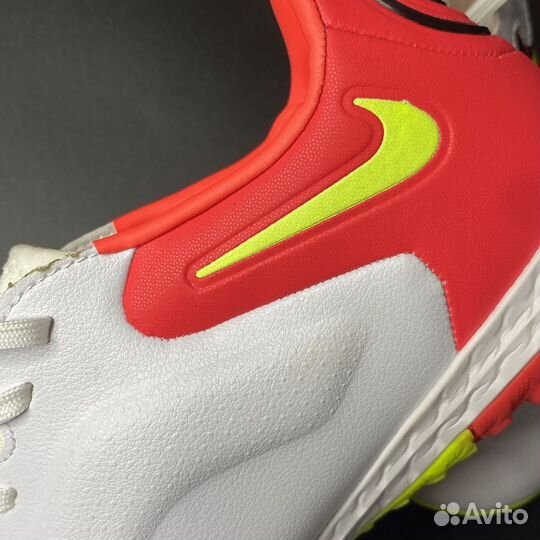 Сороконожки Nike Tiempo Legend