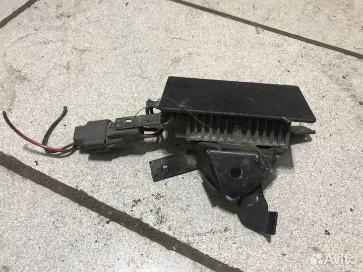 Резистор топливного насоса Toyota Progres JCG10