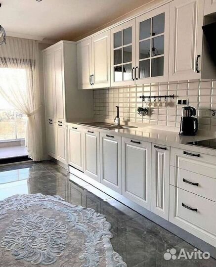 Кухня в потолок