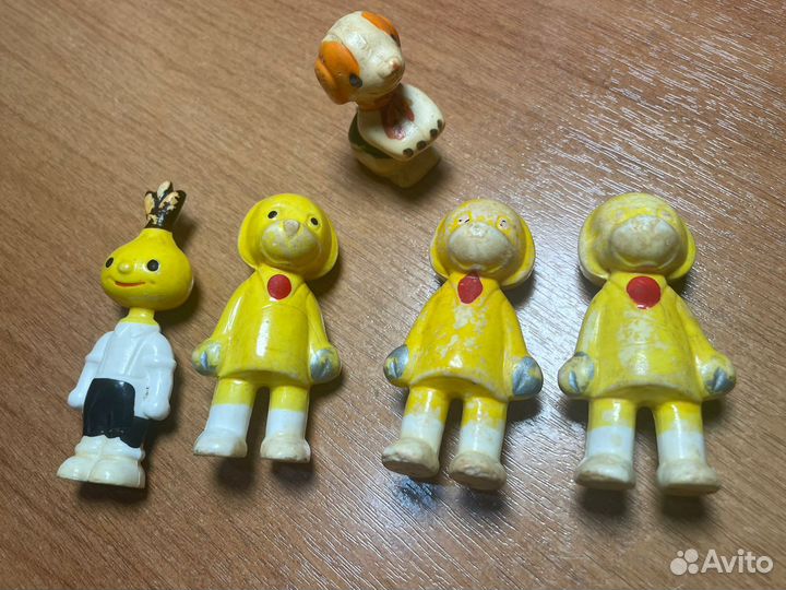 Игрушки СССР колкий пластик