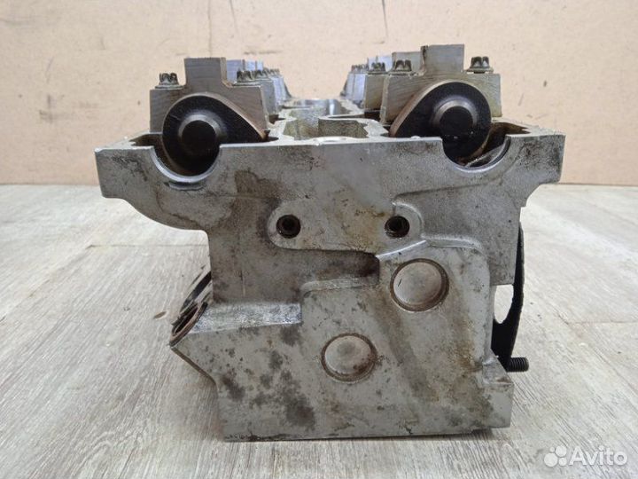 Головка блока цилиндров правая Opel Omega B X30XE