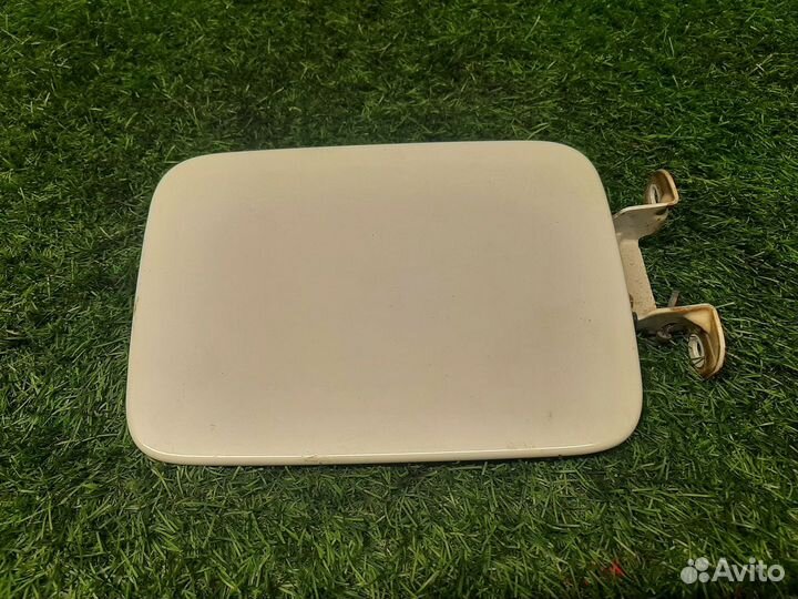 Лючок бензобака Лада Vesta