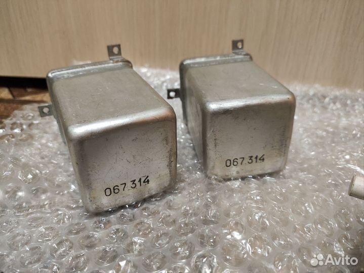 Конденсаторы,реле,разъемы СССР