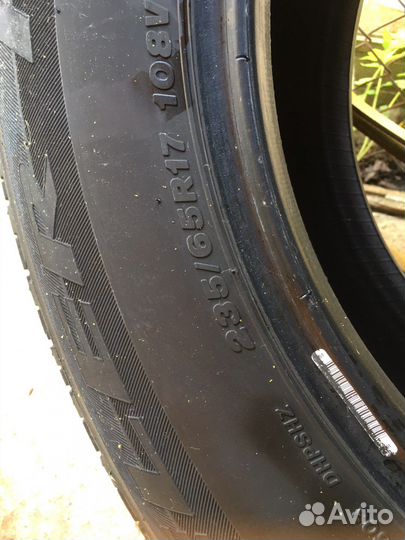 Bridgestone Dueler H/P Sport 235/65 R17