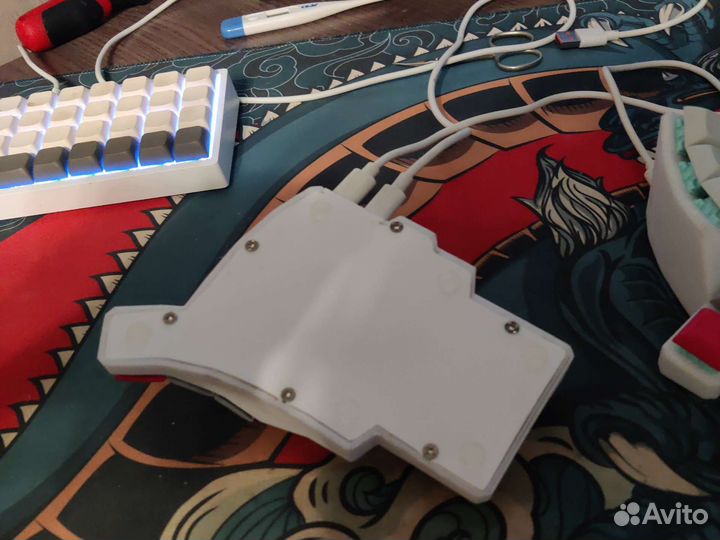 Механическая сплит клавиатура