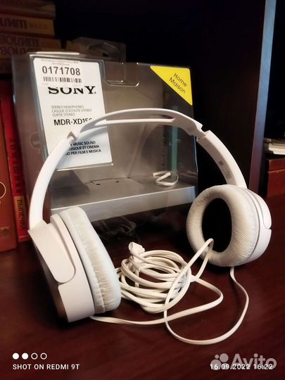 Наушники Sony