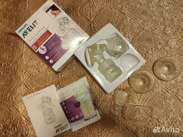 Ручной молокоотсос Avent с допами