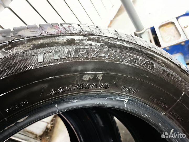 Bridgestone Turanza T001 225/60 R16 98W