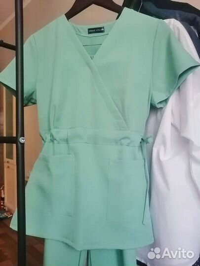 Медицинский костюм