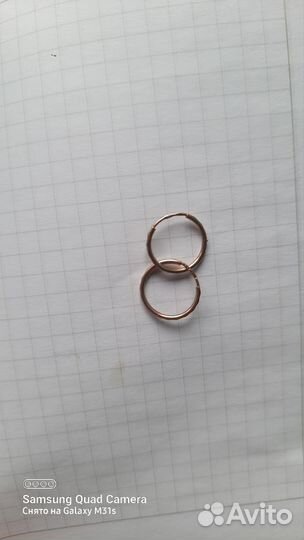 Сережки женские