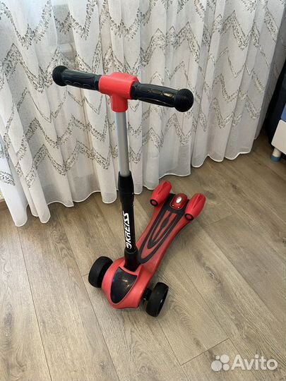 Самокат трехколесный Kreiss