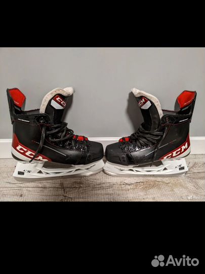 Коньки хоккейные ссм