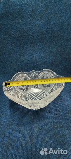 Хрустальная ваза