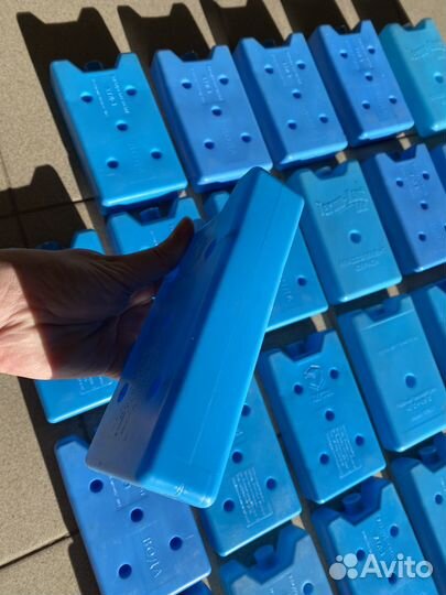 Акумулятор холода, охлаждающий элемент