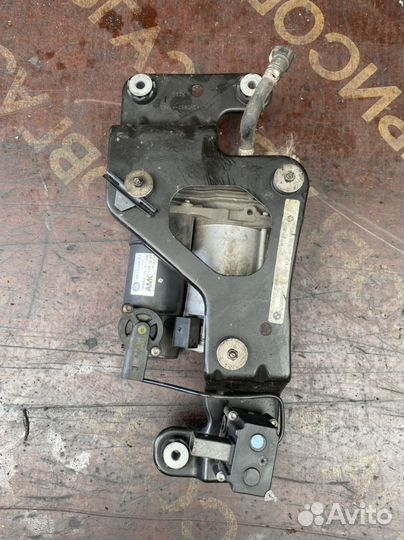 Компрессор пневмоподвески BMW