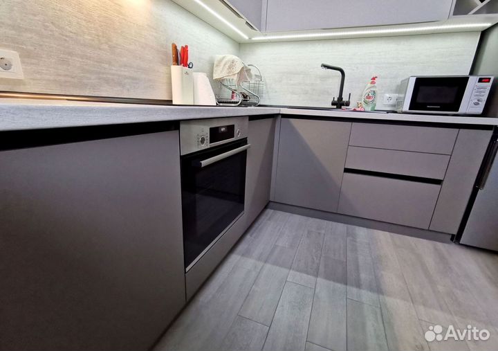 Кухонный гарнитур 