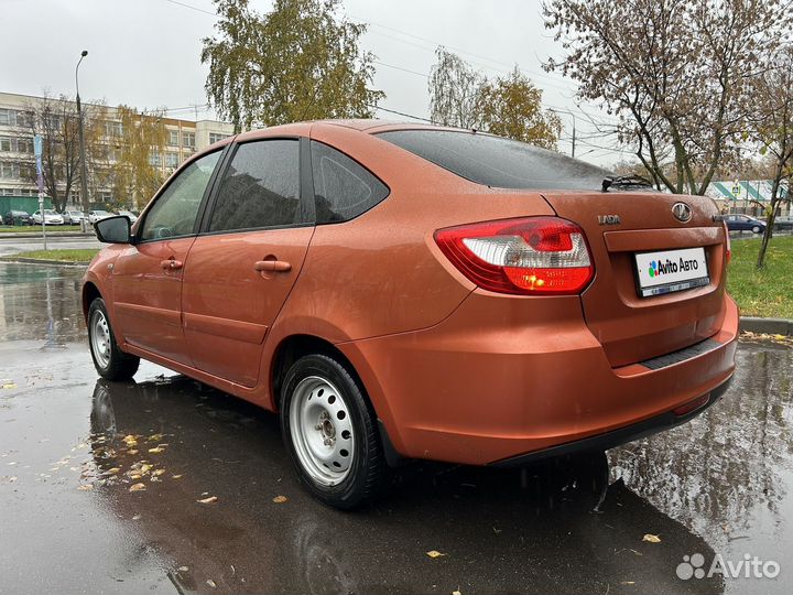 LADA Granta 1.6 МТ, 2015, 122 000 км