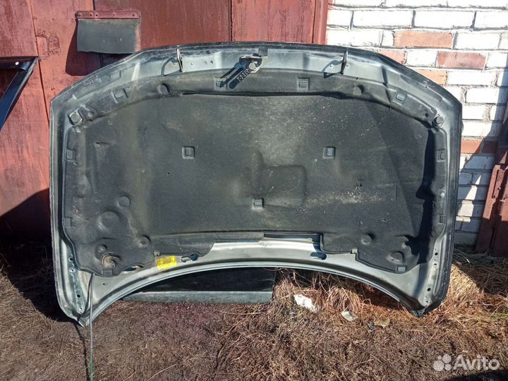 Капот Volvo s60