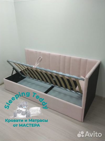 Детская кровать с мягкими бортиками