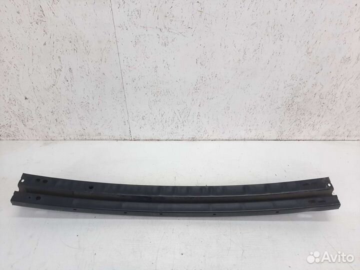 Усилитель переднего бампера Toyota Camry v55