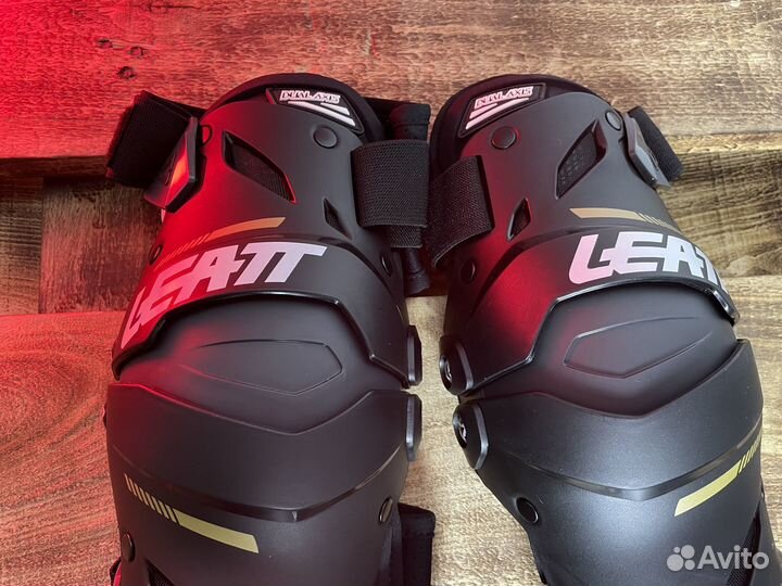 Защита коленей Leatt Dual Axis Black