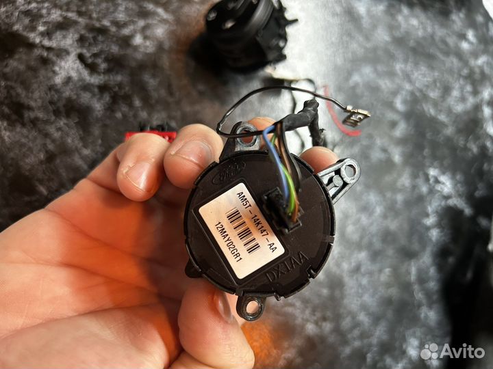 Кнопка voice на ford focus 3