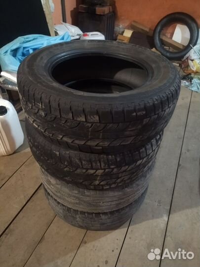 Yokohama Geolandar A/T-S G012 215/65 R16