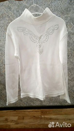 Продаю школьную одежду для девочек 6-8 лет