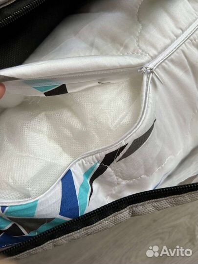 Новая подушка 50 на 70 см