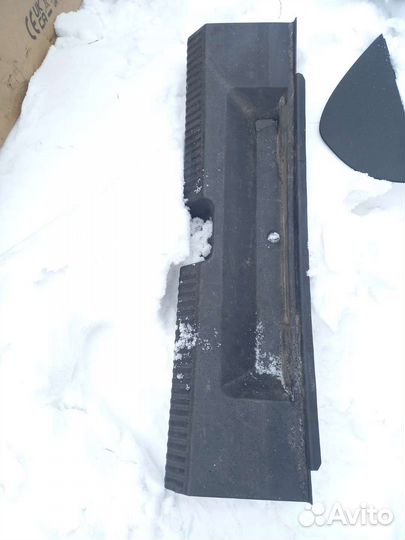 Накладка замка багажника VW Polo