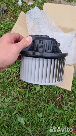 Моторчик отопителя Kia Ceed JD 2012